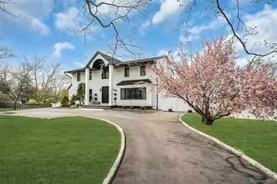25 Quintree Lane, Melville, NY 11747 - Photo 2
