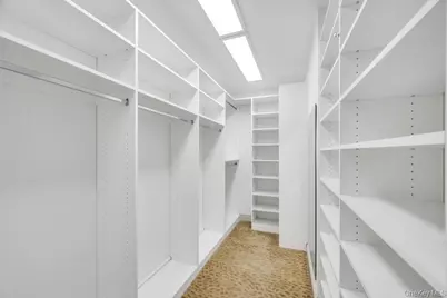 1 Portico Court #300, Great Neck, NY 11021 - Photo 32