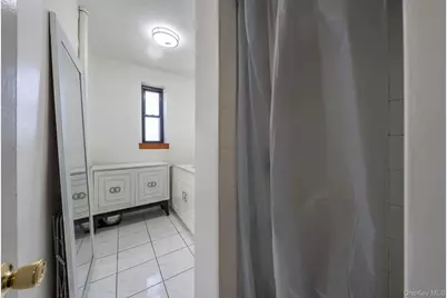 143-50 Hoover Avenue #306, Briarwood, NY 11435 - Photo 18