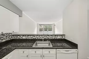 300 Mamaroneck Ave, White Plains, NY 10604 - Photo 10