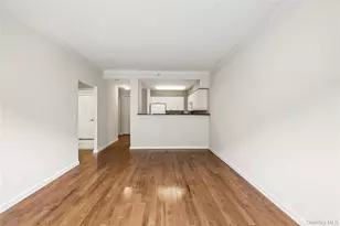 300 Mamaroneck Ave, White Plains, NY 10604 - Photo 16