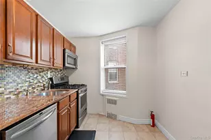 67-30 Clyde St, Forest Hills, NY 11375 - Photo 16