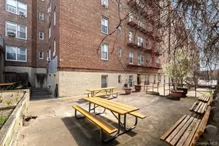 67-30 Clyde St, Forest Hills, NY 11375 - Photo 30