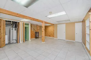36 Ashwood Ct, New York, NY 10308 - Photo 24