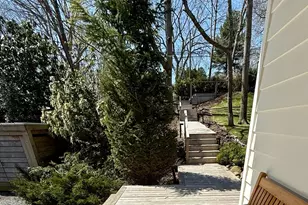 323 Division St, Sag Harbor, NY 11963 - Photo 2