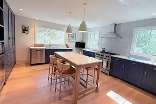 323 Division St, Sag Harbor, NY 11963 - Photo 4