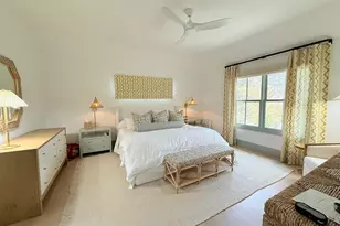 323 Division St, Sag Harbor, NY 11963 - Photo 12