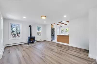 485 Long Island Avenue, Medford, NY 11763 - Photo 18