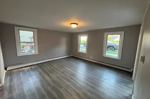 42 Maple St, Walden, NY 12586 - Photo 4