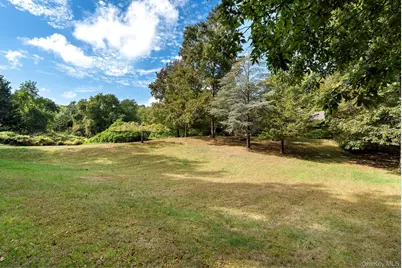 6 Woodvale Street, Sag Harbor, NY 11963 - Photo 4