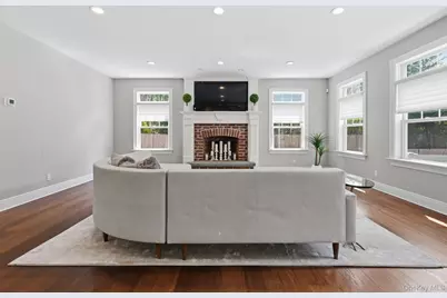42 Skunks Misery Road, Locust Valley, NY 11560 - Photo 10