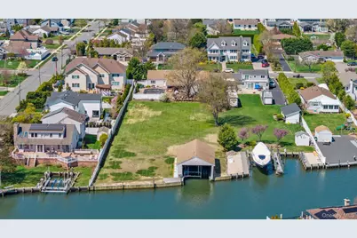 119 Ocean Avenue, Massapequa, NY 11758 - Photo 32