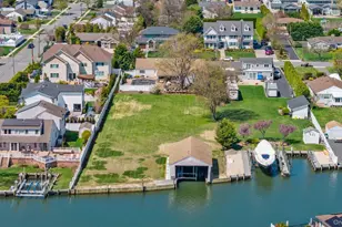 119 Ocean Ave, Massapequa, NY 11758 - Photo 32