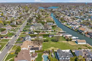 119 Ocean Ave, Massapequa, NY 11758 - Photo 26