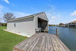 119 Ocean Ave, Massapequa, NY 11758 - Photo 24