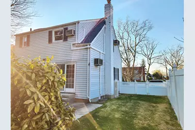 142 Morris Parkway, Valley Stream, NY 11580 - Photo 32