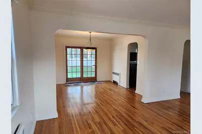 142 Morris Parkway, Valley Stream, NY 11580 - Photo 8