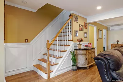 28 Cherokee Avenue, West Islip, NY 11795 - Photo 6