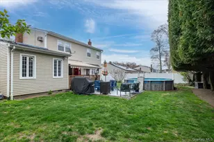 28 Cherokee Ave, West Islip, NY 11795 - Photo 28