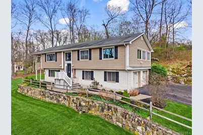 47 Stonehouse Road, Somers, NY 10589 - Photo 2