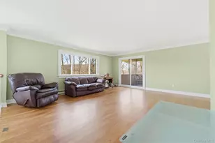 47 Stonehouse Rd, Somers, NY 10589 - Photo 6