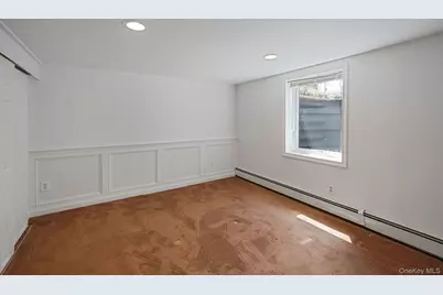 19 Laurel Street, Centereach, NY 11720 - Photo 32