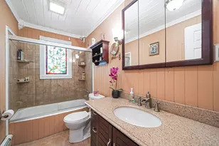 19 Laurel St, Centereach, NY 11720 - Photo 28