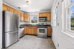 56 Inlet Road W, Hampton Bays, NY 11946 - Photo 10