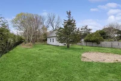 56 Inlet Road W, Hampton Bays, NY 11946 - Photo 28