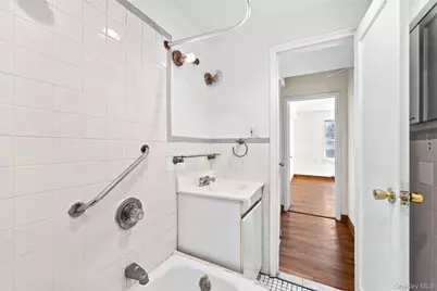 141-21 78th Road #1B, Flushing, NY 11367 - Photo 18