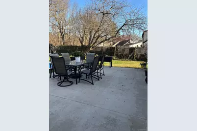 39 Sundial Lane, Bellport, NY 11713 - Photo 24