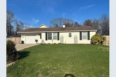 39 Sundial Lane, Bellport, NY 11713 - Photo 1