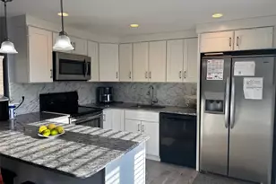 39 Sundial Ln, Bellport, NY 11713 - Photo 6