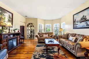 20 Ricky Rd, Manorville, NY 11949 - Photo 6