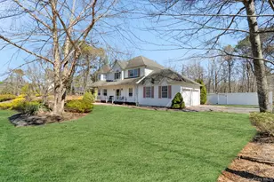 20 Ricky Rd, Manorville, NY 11949 - Photo 2