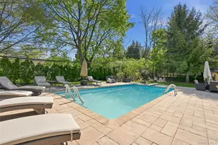 35 Elm Dr, East Hills, NY 11576 - Photo 28
