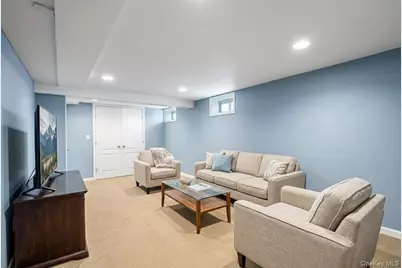 369 Yale Road, Garden City, NY 11530 - Photo 14