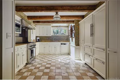 116 S Mountain Road, New City, NY 10956 - Photo 22