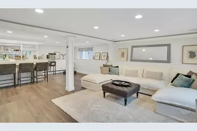 99 Village Hill Drive, Dix Hills, NY 11746 - Photo 40