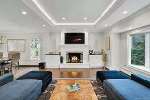 99 Village Hill Dr, Dix Hills, NY 11746 - Photo 14