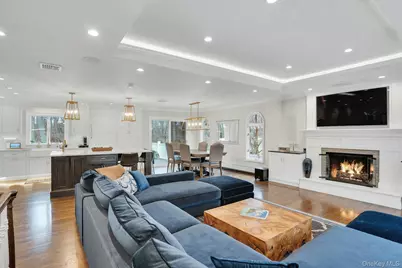 99 Village Hill Drive, Dix Hills, NY 11746 - Photo 18