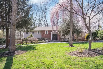 99 Village Hill Drive, Dix Hills, NY 11746 - Photo 4