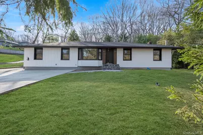 17 Woodbury Road, Woodbury, NY 11797 - Photo 32
