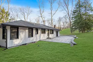 17 Woodbury Rd, Woodbury, NY 11797 - Photo 26