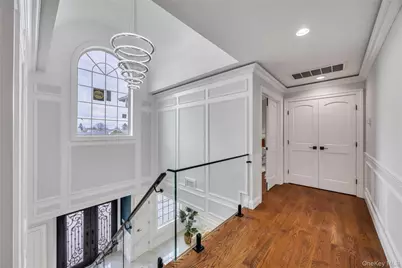 157 4th Street, Hicksville, NY 11801 - Photo 16