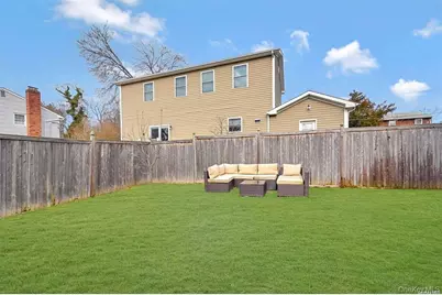 65 E Main Street, Huntington, NY 11743 - Photo 24
