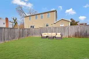 65 E Main St, Huntington, NY 11743 - Photo 24