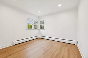 6 Nevada Ave, Medford, NY 11763 - Photo 10