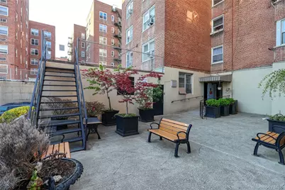 67-40 Booth Street #4O, Forest Hills, NY 11375 - Photo 18
