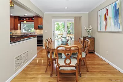 24 Tad Lane, Old Bethpage, NY 11804 - Photo 8